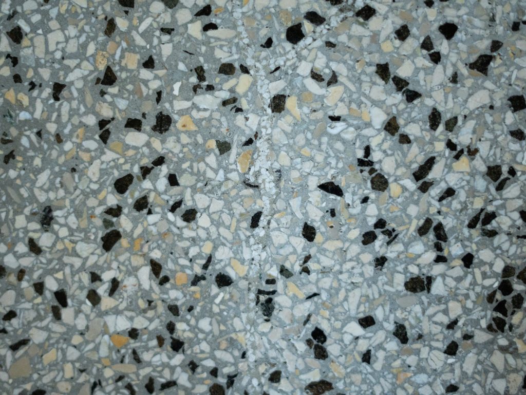 Renovace teraco podlahy ZŠ Mysločovice