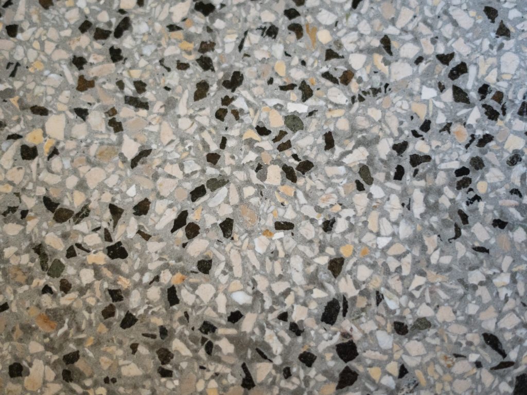 Renovace teraco podlahy ZŠ Mysločovice