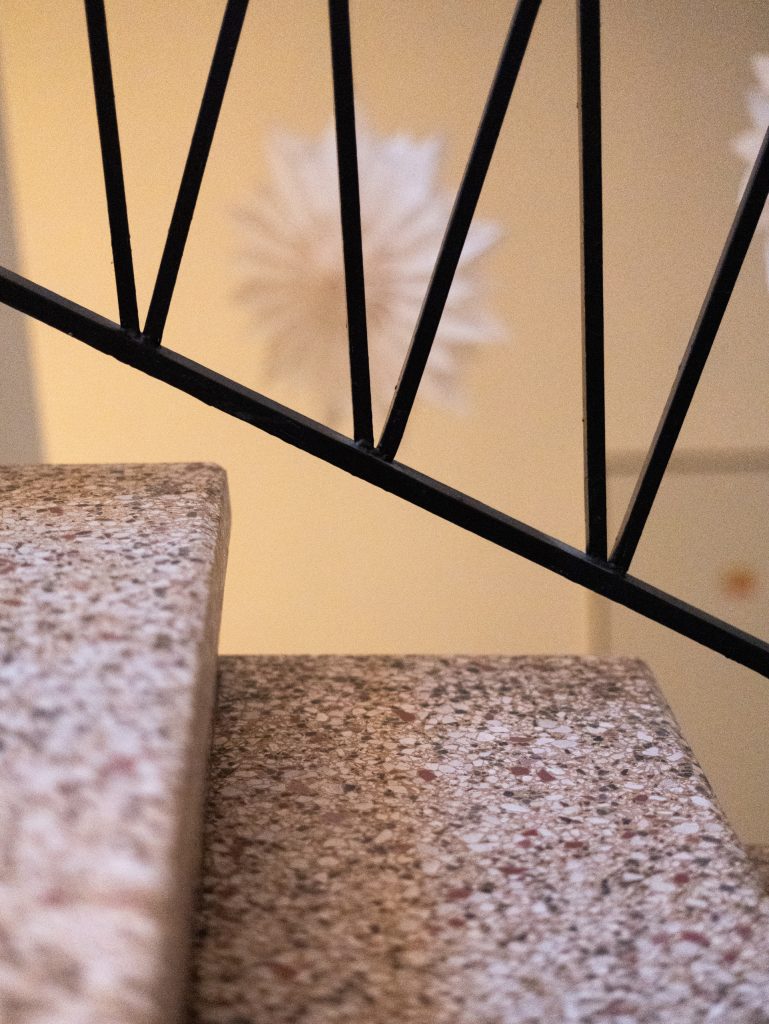 Renovace teraco schodů a podlahy ZŠ Ostrožská Nová ves