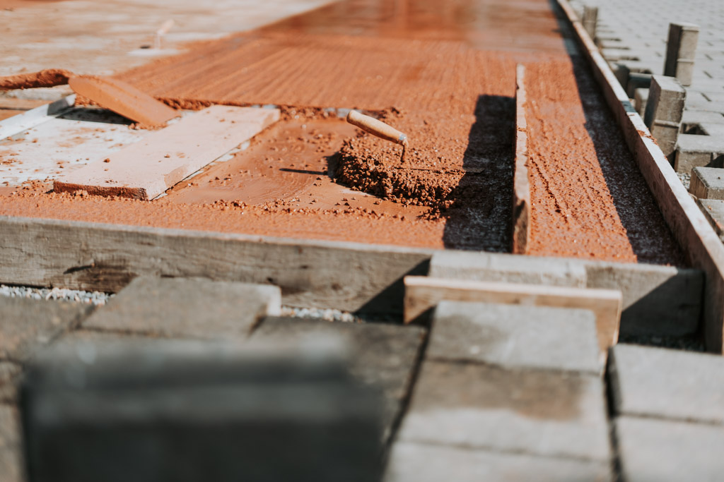 Pokládka teraco podlahy Roštění