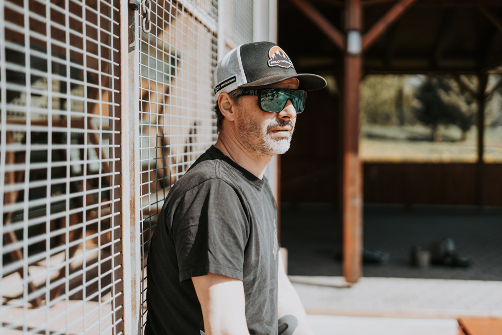 Pokládka teraco podlahy Roštění