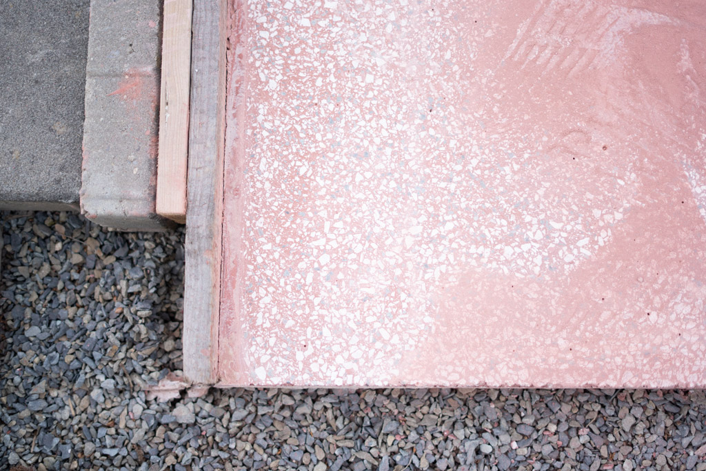 Pokládka teraco podlahy Roštění