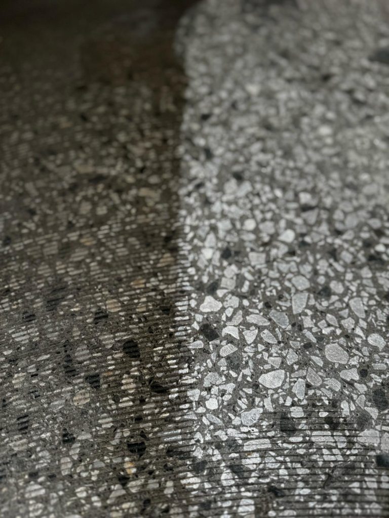 Renovace teraco podlahy a schodiště panelového domu Hulín